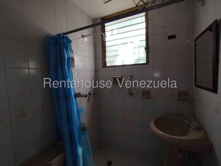 Apartamento (Duplex) en Venta en Colinas de Quinta Altamira, Distrito Metropolitano - 33