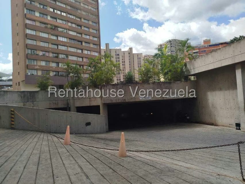 Apartamento (Duplex) en Venta en Colinas de Quinta Altamira, Distrito Metropolitano - 40