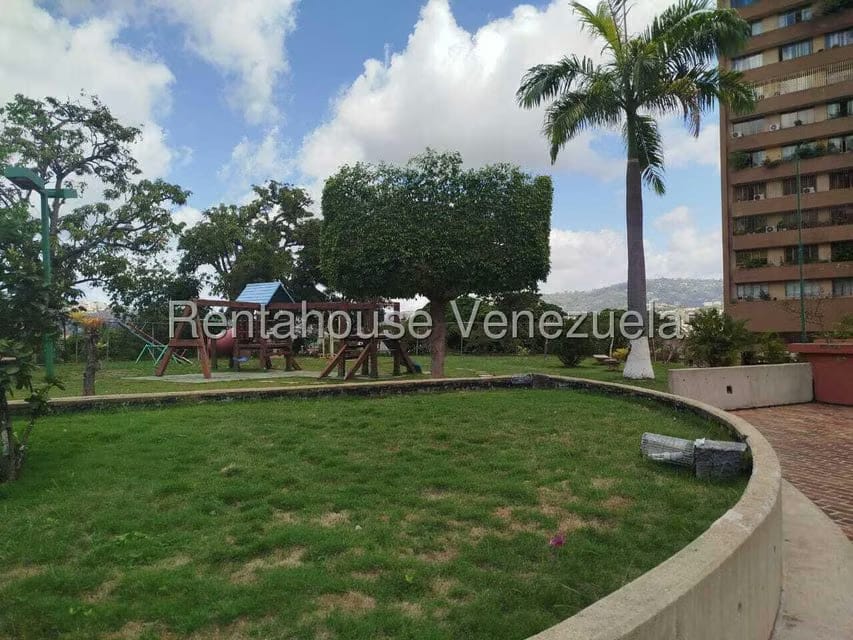 Apartamento (Duplex) en Venta en Colinas de Quinta Altamira, Distrito Metropolitano - 47