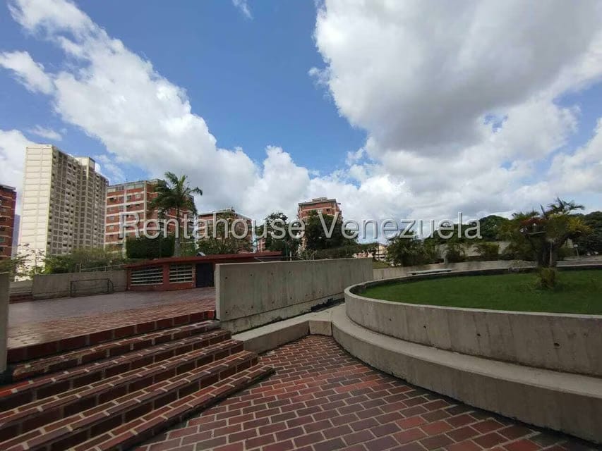 Apartamento (Duplex) en Venta en Colinas de Quinta Altamira, Distrito Metropolitano - 50