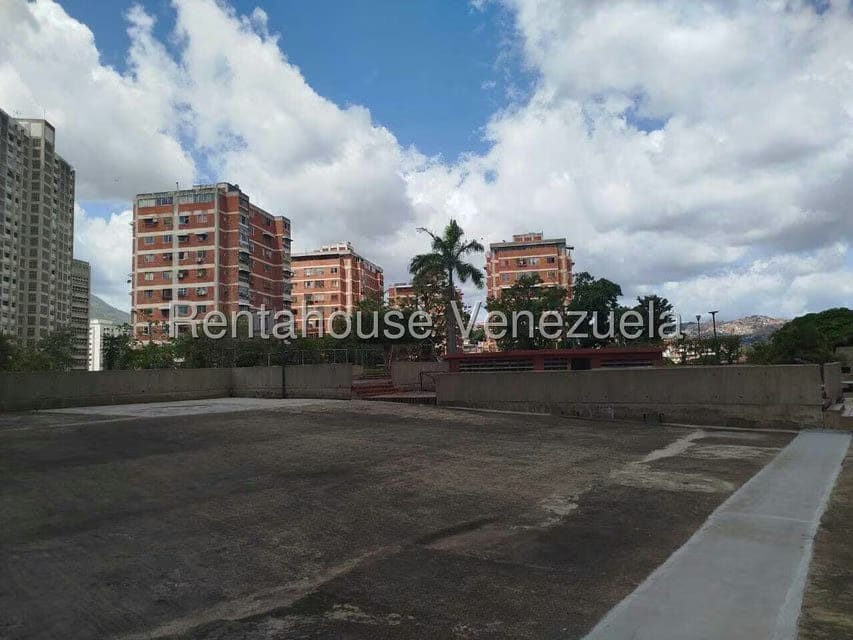 Apartamento (Duplex) en Venta en Colinas de Quinta Altamira, Distrito Metropolitano - 53
