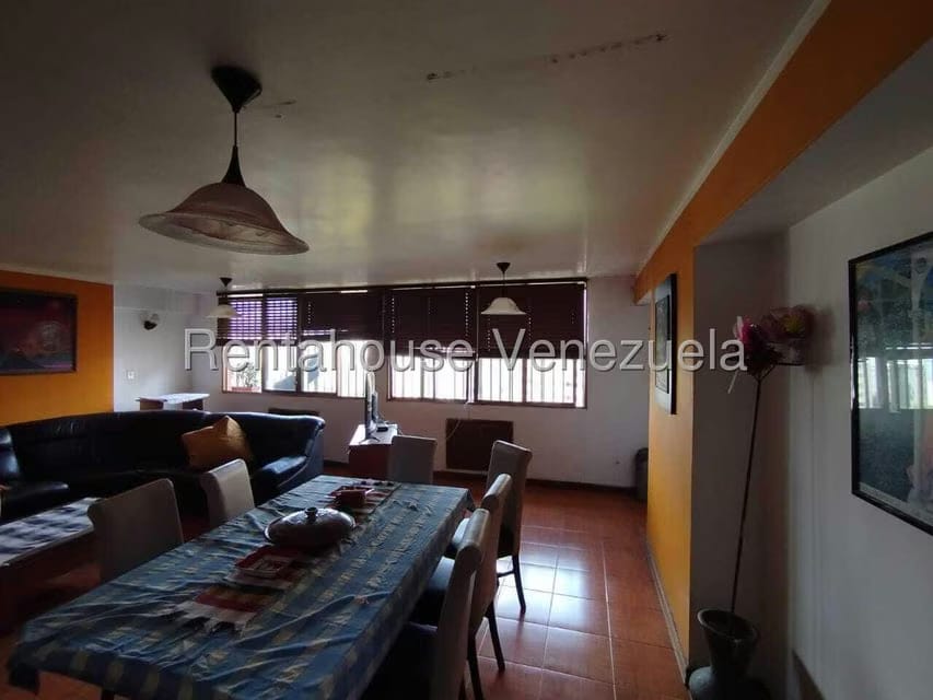 Apartamento (Duplex) en Venta en Colinas de Quinta Altamira, Distrito Metropolitano - 8
