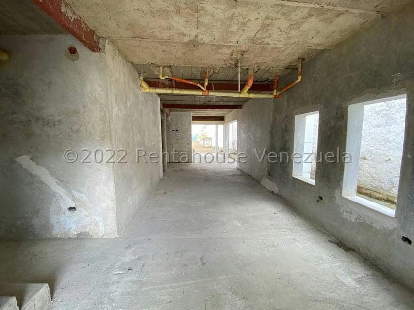 Casa (Duplex) en Venta en Loma Linda, Distrito Metropolitano - 24