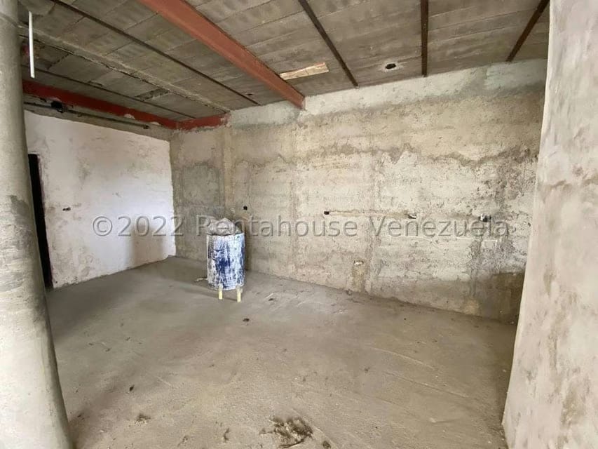Casa (Duplex) en Venta en Loma Linda, Distrito Metropolitano - 27