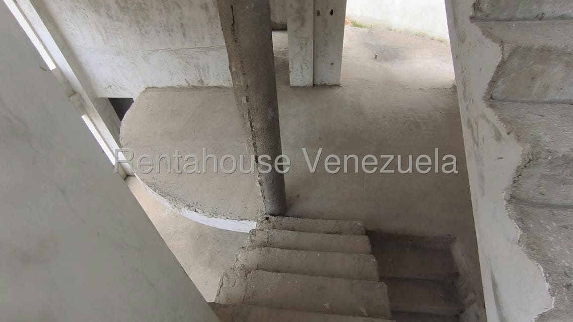 Casa (Multipes Niveles) en Venta en Guaracarima, Aragua - 14