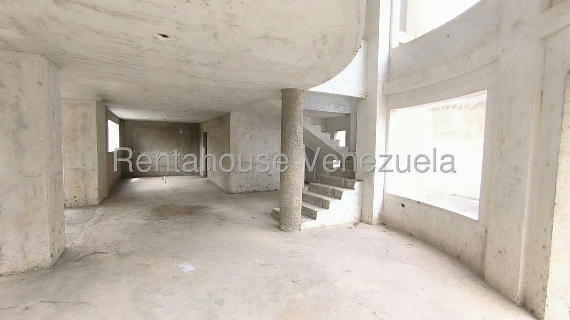 Casa (Multipes Niveles) en Venta en Guaracarima, Aragua - 4