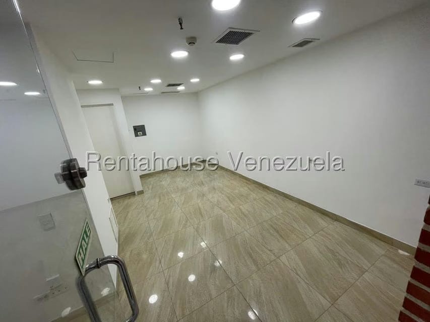 Comercial (Local Comercial) en Alquiler en Boleita Norte, Distrito Metropolitano - 14
