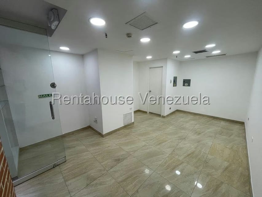 Comercial (Local Comercial) en Alquiler en Boleita Norte, Distrito Metropolitano - 4