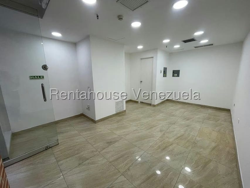 Comercial (Local Comercial) en Alquiler en Boleita Norte, Distrito Metropolitano - 7