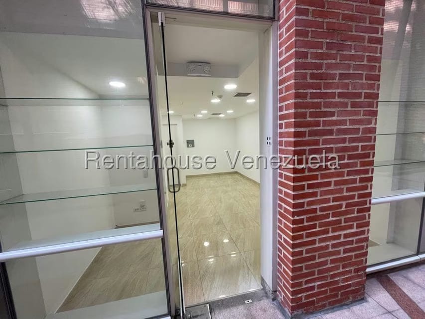 Comercial (Local Comercial) en Alquiler en Boleita Norte, Distrito Metropolitano - 9