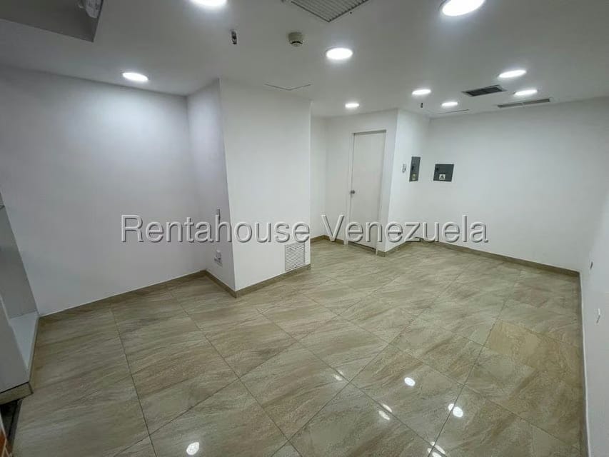 Comercial (Local Comercial) en Alquiler en Boleita Norte, Distrito Metropolitano - 10