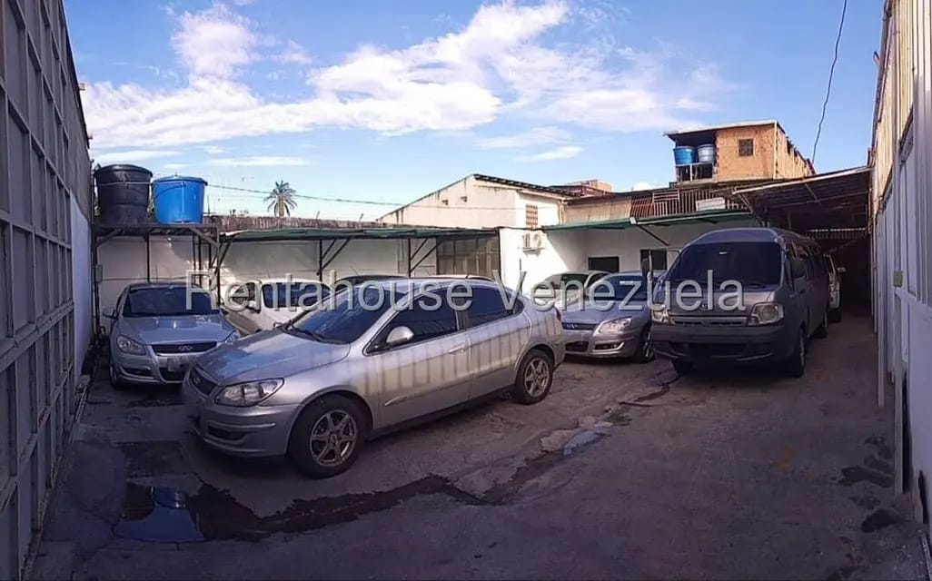 Comercial (Local Comercial) en Alquiler en Zona Oeste, Lara - 4