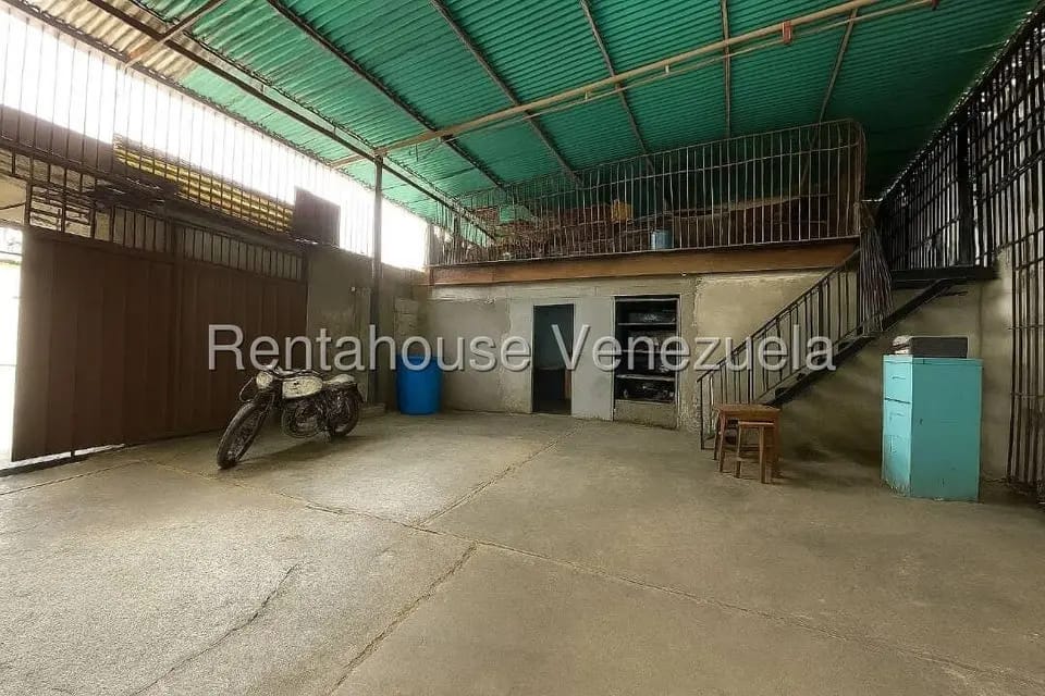 Comercial (Local Comercial) en Alquiler en Zona Oeste, Lara - 6