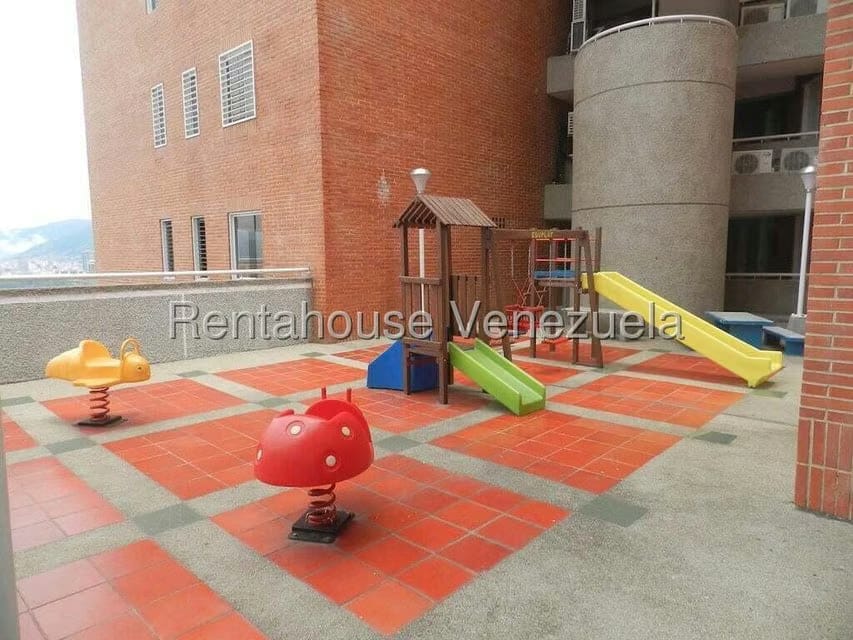 Apartamento (1 Nivel) en Alquiler en Colinas de Bello Monte, Distrito Metropolitano - 13