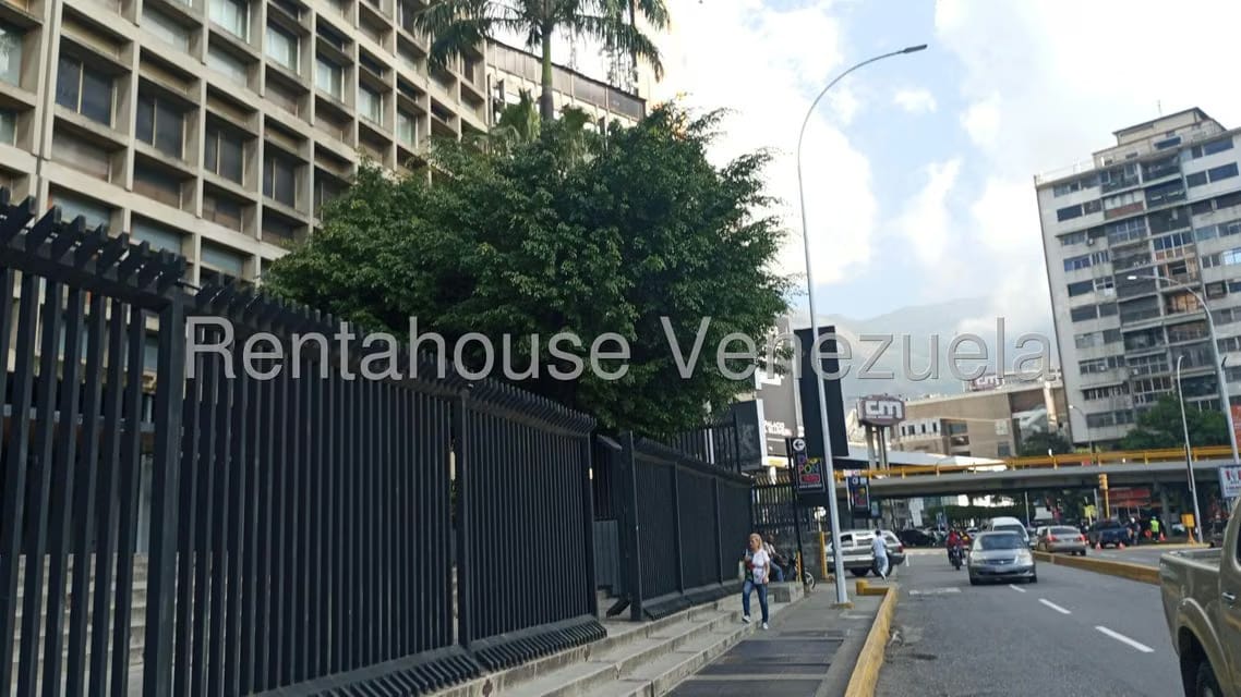 Comercial (Oficina) en Alquiler en Los Ruices, Distrito Metropolitano - 3