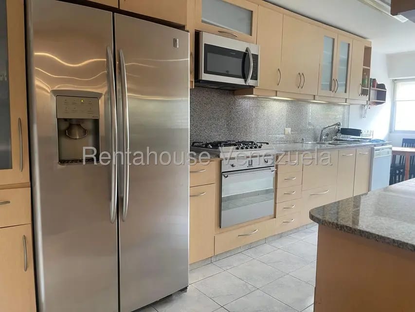 Apartamento (1 Nivel) en Alquiler en Lomas de Prados del Este, Distrito Metropolitano - 15