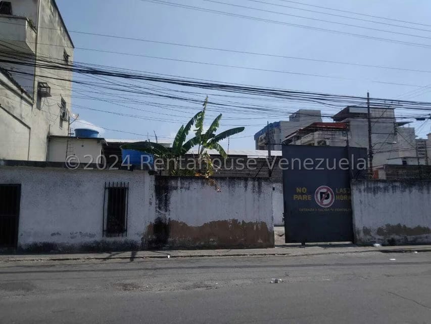 Terreno (Comercial) en Venta en Zona Centro, Aragua - 27