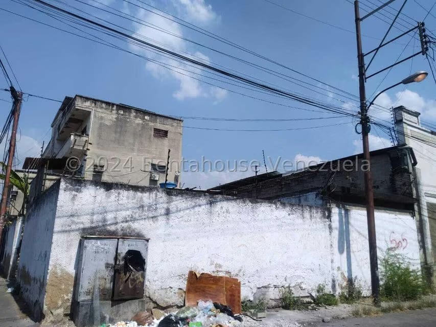 Terreno (Comercial) en Venta en Zona Centro, Aragua - 28