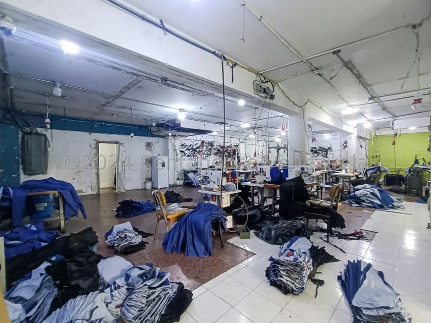 Comercial (Local Comercial) en Venta en Parroquia Altagracia, Distrito Metropolitano - 26