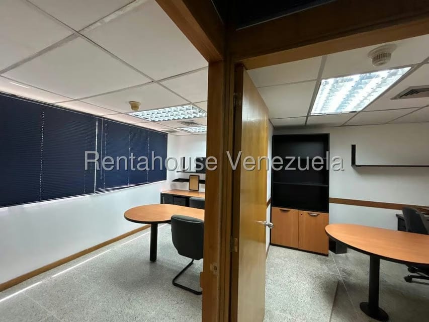 Comercial (Oficina) en Alquiler en La Castellana, Distrito Metropolitano - 24