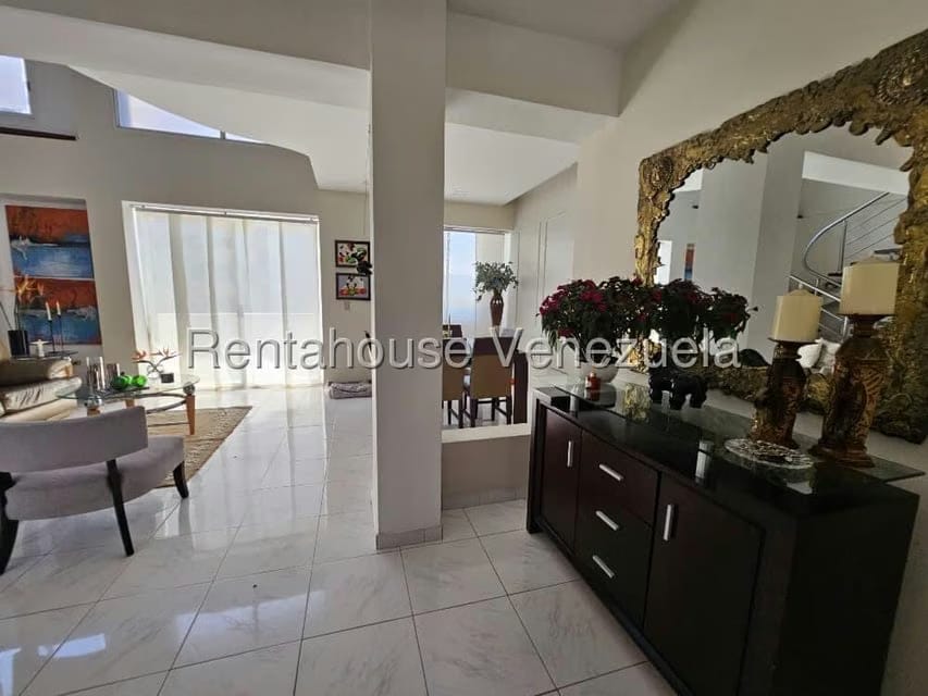 Apartamento (Duplex) en Venta en San Jacinto, Aragua - 3