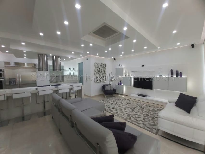 Apartamento (1 Nivel) en Venta en Zona Este, Lara - 2