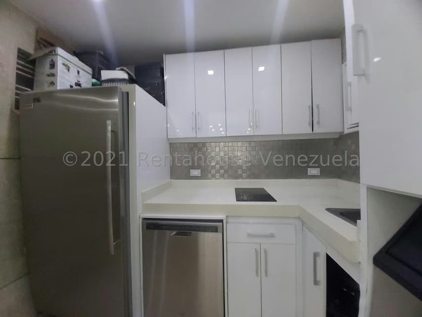Apartamento (1 Nivel) en Venta en Zona Este, Lara - 26