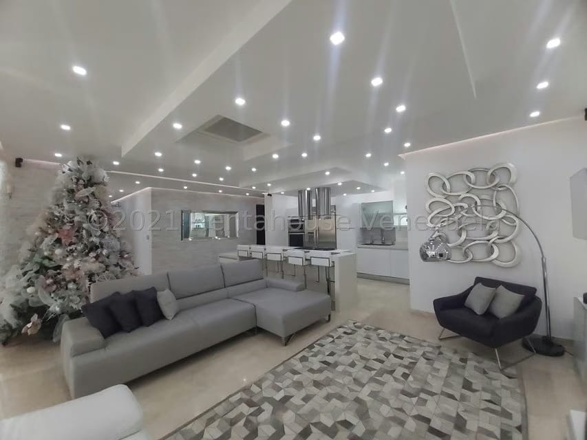 Apartamento (1 Nivel) en Venta en Zona Este, Lara - 4