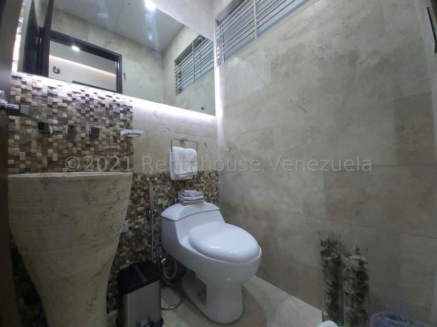 Apartamento (1 Nivel) en Venta en Zona Este, Lara - 6
