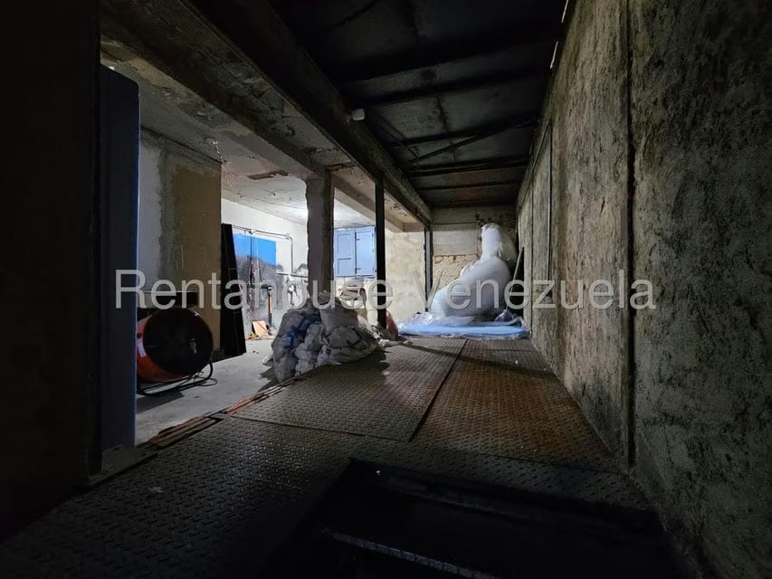 Comercial (Local Comercial) en Venta en Catia, Distrito Metropolitano - 18