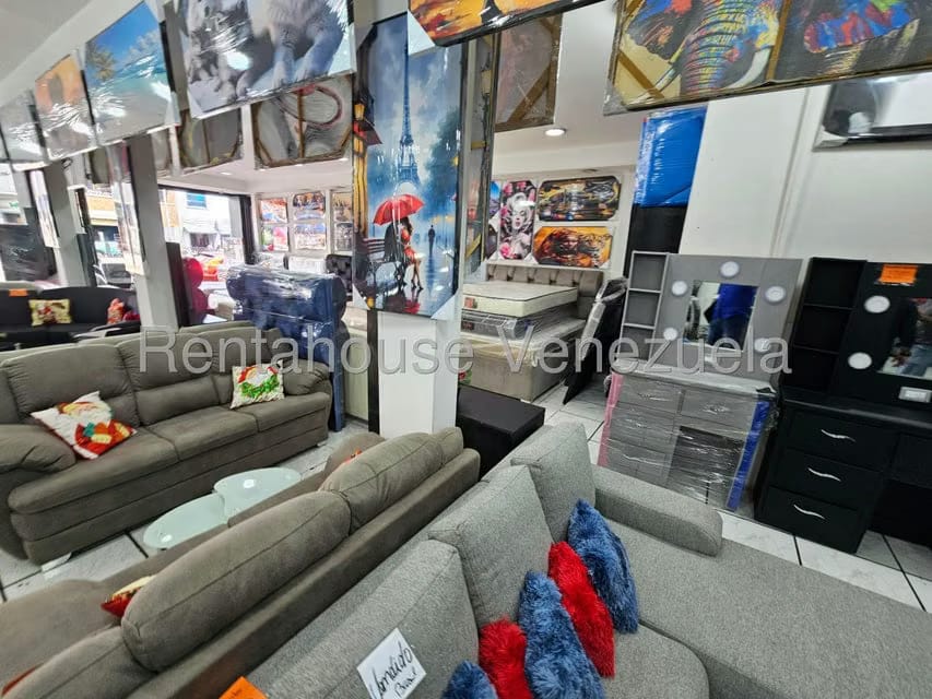 Comercial (Local Comercial) en Venta en Catia, Distrito Metropolitano - 3