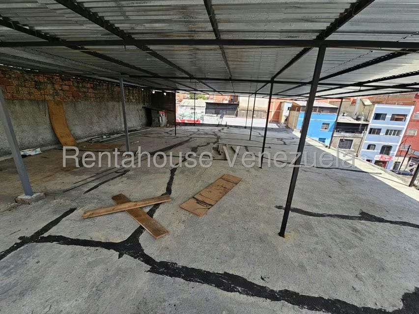 Comercial (Local Comercial) en Venta en Catia, Distrito Metropolitano - 21