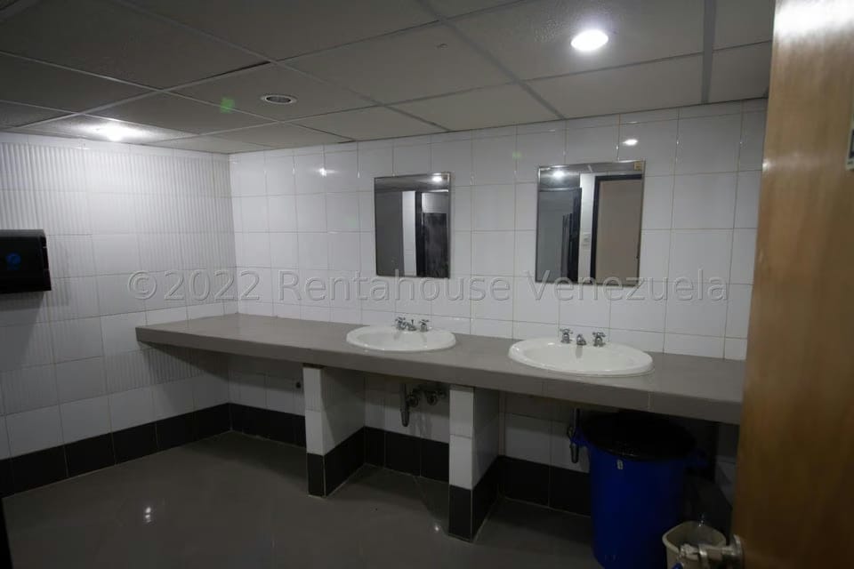 Comercial (Local Comercial) en Venta en Chacao, Distrito Metropolitano - 15