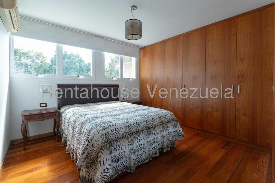 Casa (Multipes Niveles) en Venta en Sebucan, Distrito Metropolitano - 33