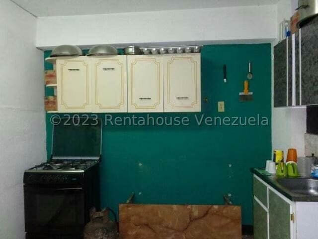 Comercial (Local Comercial) en Venta en Parroquia La Candelaria, Distrito Metropolitano - 5