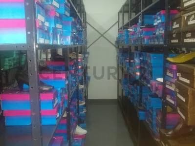 JCC -Se vende local en el C.C Concresa - 8