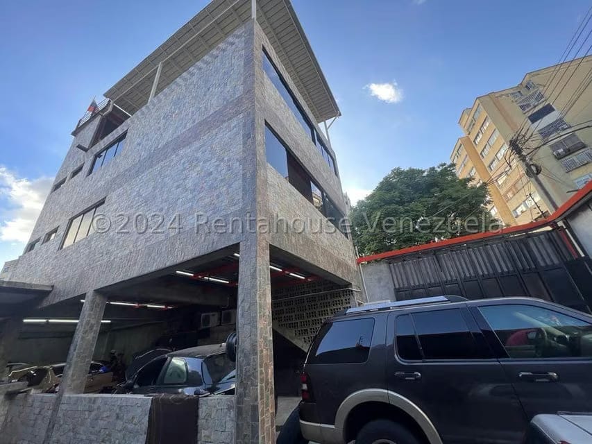 Comercial (Edificio) en Alquiler en Santa Eduvigis, Distrito Metropolitano - 7