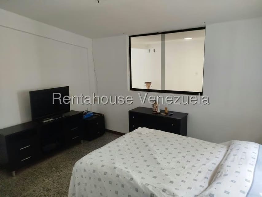 Casa (Duplex) en Venta en Santa Fe Norte, Distrito Metropolitano - 14