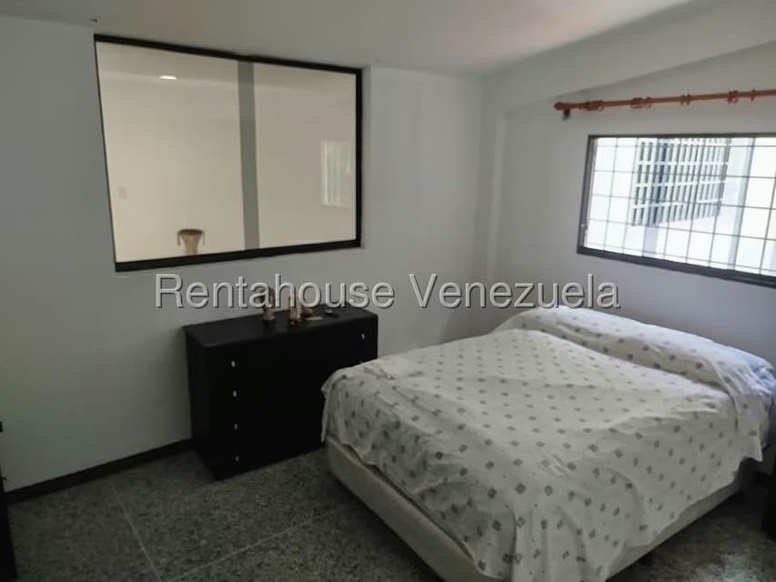Casa (Duplex) en Venta en Santa Fe Norte, Distrito Metropolitano - 15