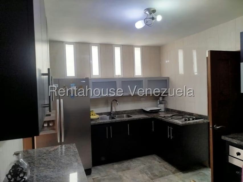 Casa (Duplex) en Venta en Santa Fe Norte, Distrito Metropolitano - 22
