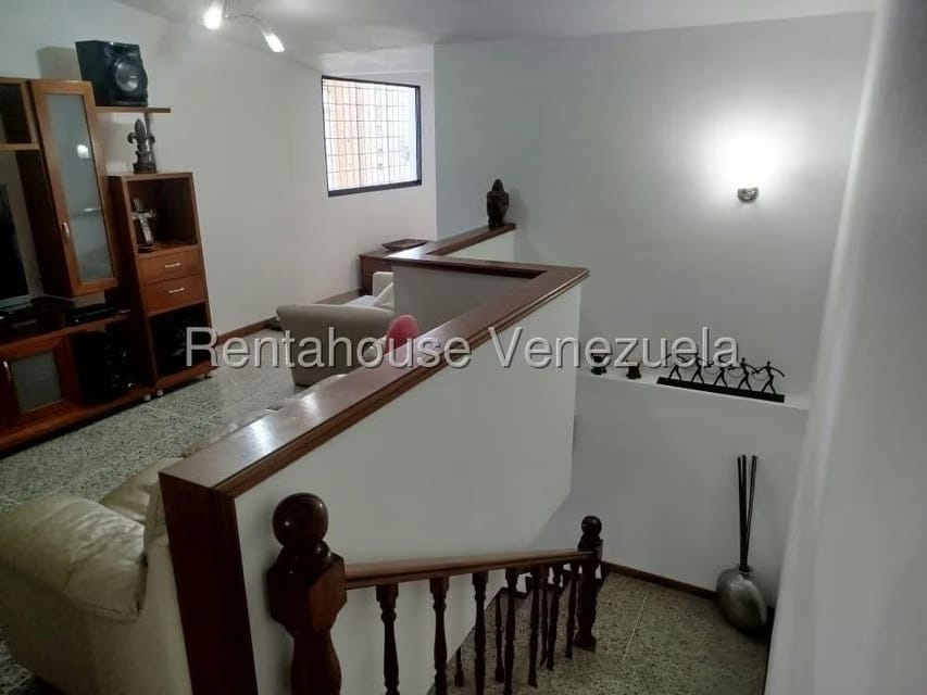 Casa (Duplex) en Venta en Santa Fe Norte, Distrito Metropolitano - 24