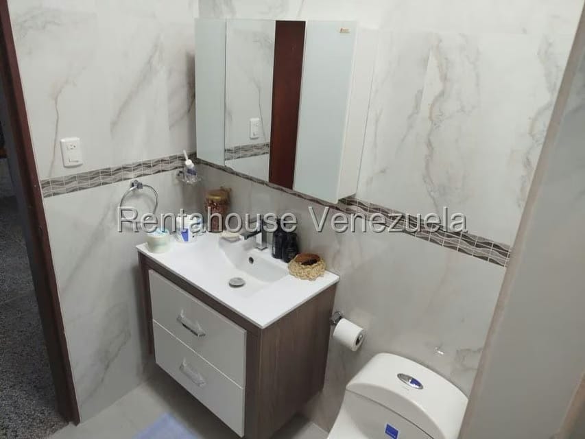 Casa (Duplex) en Venta en Santa Fe Norte, Distrito Metropolitano - 31