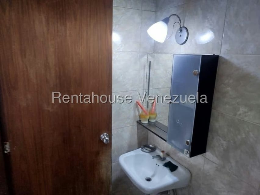 Casa (Duplex) en Venta en Santa Fe Norte, Distrito Metropolitano - 35