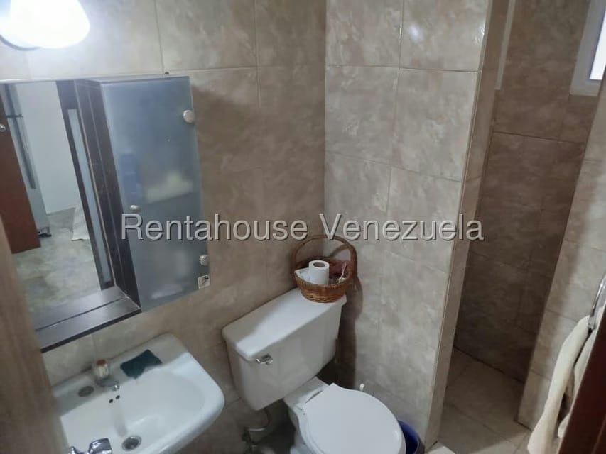Casa (Duplex) en Venta en Santa Fe Norte, Distrito Metropolitano - 36