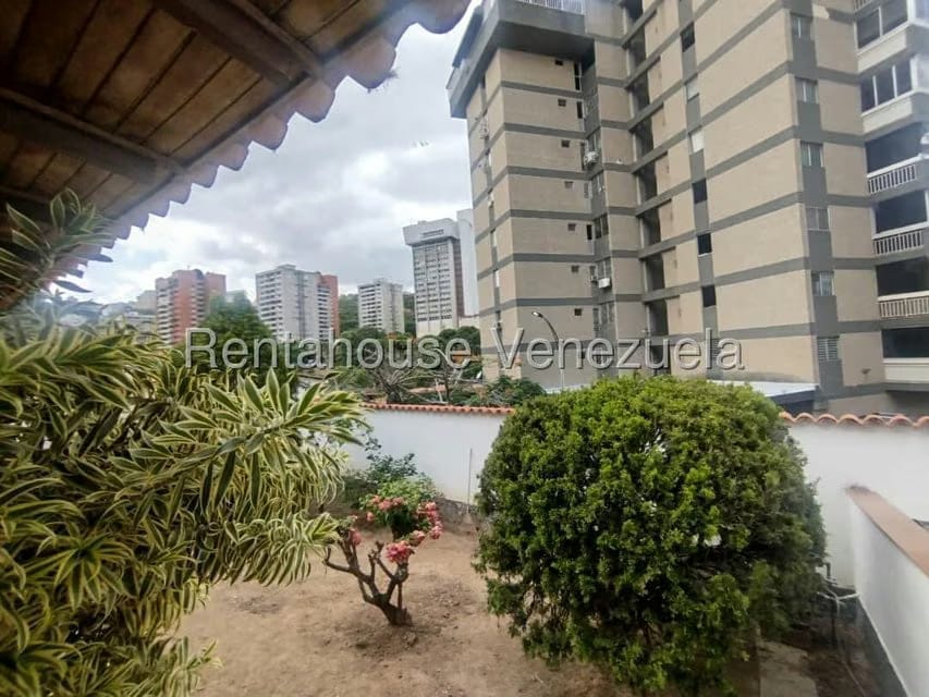 Casa (Duplex) en Venta en Santa Fe Norte, Distrito Metropolitano - 43