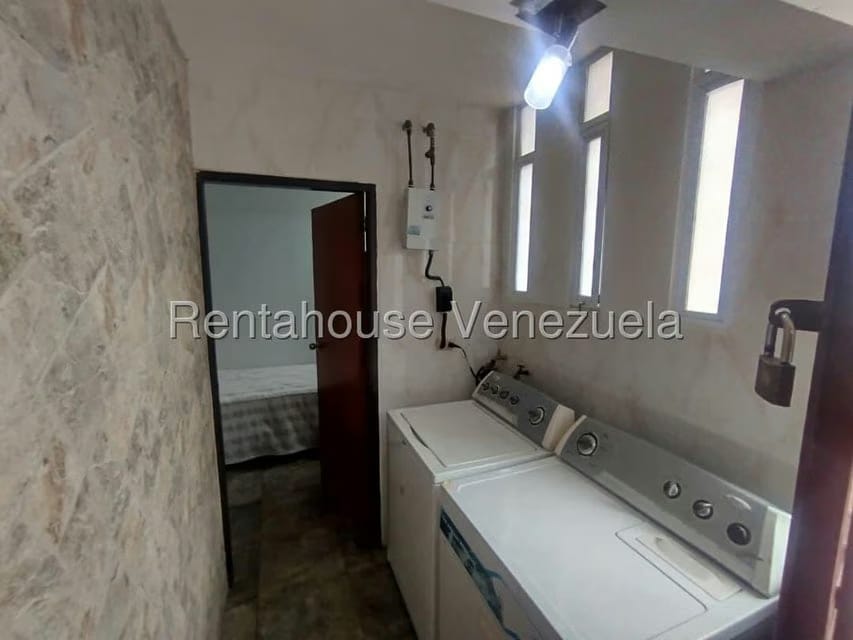 Casa (Duplex) en Venta en Santa Fe Norte, Distrito Metropolitano - 50