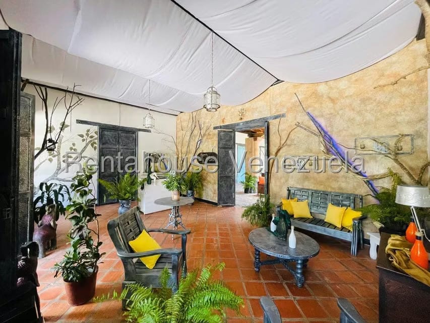 Casa (1 Nivel) en Venta en Calle Principal, Aragua - 11
