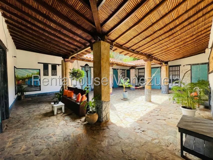 Casa (1 Nivel) en Venta en Calle Principal, Aragua - 16
