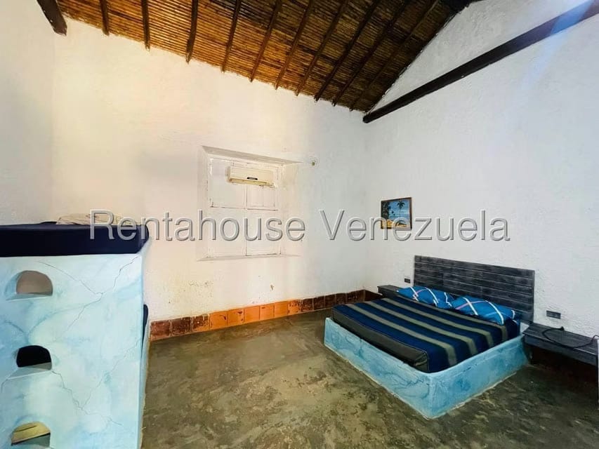 Casa (1 Nivel) en Venta en Calle Principal, Aragua - 19