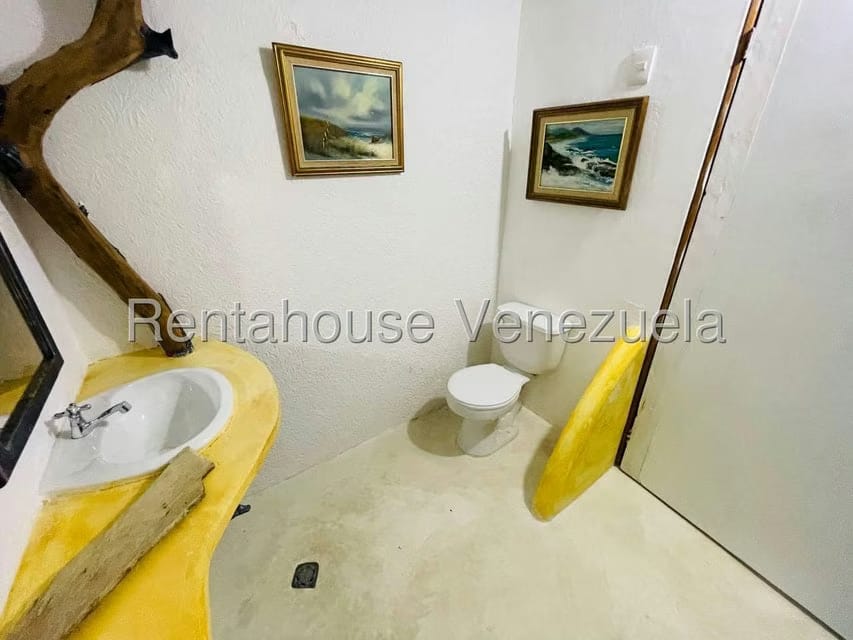 Casa (1 Nivel) en Venta en Calle Principal, Aragua - 27